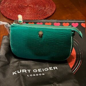 Kurt Geiger London Pouch Crossbody Soft Emerald Green